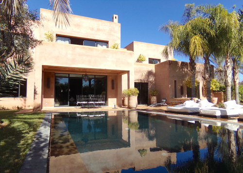 En exclusivité: Sublime villa de style contemporain sans vis à vis à vendre au coeur du prestigieux golf d'Amlekis