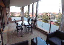 Hivernage, Appartement vide avec une belle terrasse