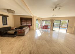 Belle villa 1000m2 a iligh avec piscine grand jardin