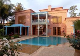 A ne pas rater, villa de 7 pièces d’un cachet unique sur golf