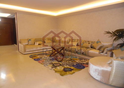 شقة - 5 غرف نوم - 2 حمامات for vendre in الرباط - الرباط