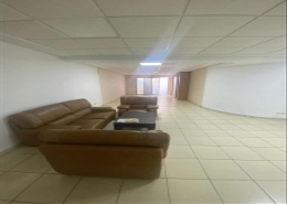BUREAUX À SAISIR JUSTE DERRIÈRE LA COUR D’APPEL