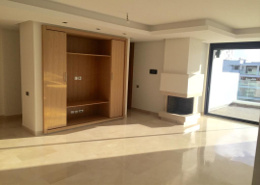 شقة - 4 غرف نوم - 2 حمامات for louer in سويسي - الرباط