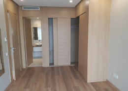 Studio neuf à la location