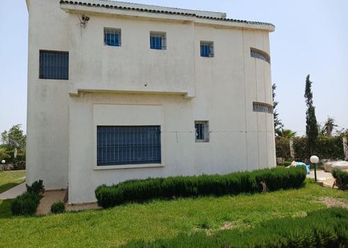 FERME EN VENTE -TAMARIS II -