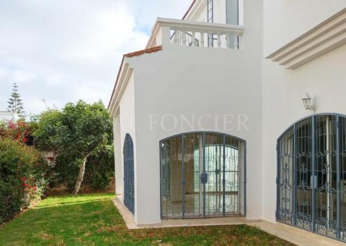 Villa - 3 pièces - 3 bathrooms for louer in Laymoune - Casablanca