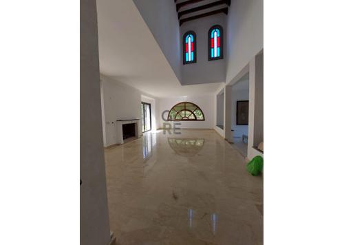 Villa - 8 pièces - 3 bathrooms for louer in Hay Riad - Rabat