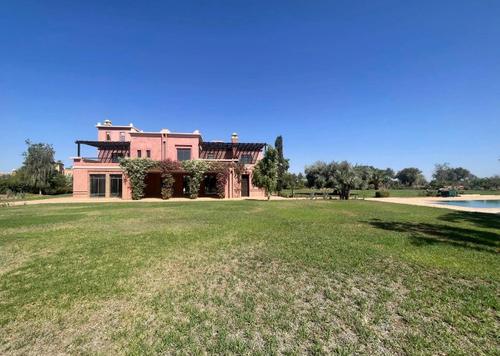 Villa - 6 pièces - 7 bathrooms for vendre in Route Amizmiz - Marrakech