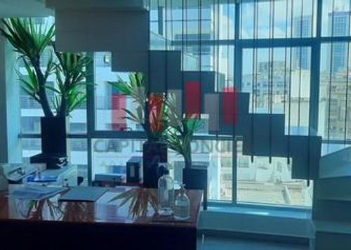 مكتب - 1 حمام for vendre in شارع أنفا - الدار البيضاء مكتب - 1 حمام for vendre in شارع أنفا - الدار البيضاء