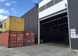 depot a louer de 400M²