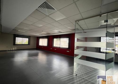 Bureaux - 3 bathrooms for louer in Hassan - Rabat