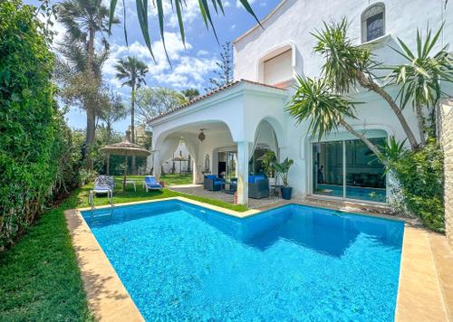 Villa de Prestige dans Résidence Sécurisée à Ain Diab, Casablanca