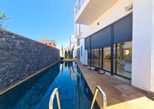 Villa - 4 pièces - 4 bathrooms for louer in Dar Bouazza - Casablanca Villa - 4 pièces - 4 bathrooms for louer in Dar Bouazza - Casablanca