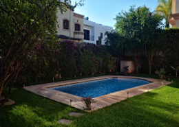 Location villa à Mandarona