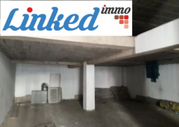 Local commercial bd Ghandi, 213 m dont 67 en mezzanine.