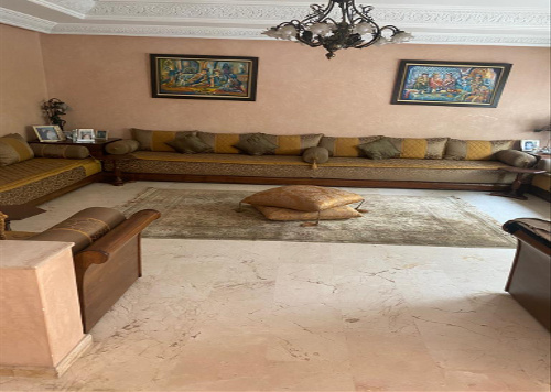 فيلا - 6 غرف نوم - 2 حمامات for louer in حي الرياض - الرباط