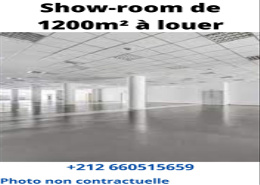 Grand Show room à louer de 1200 m² très bien situé au quartier Tassila
