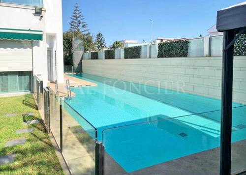 Villa - 4 pièces - 4 bathrooms for vendre in Dar Bouazza - Casablanca