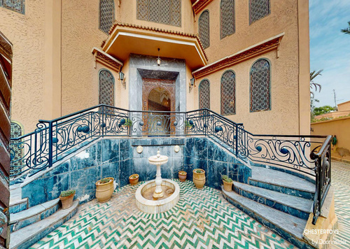 Villa - 8 pièces - 5 bathrooms for vendre in Semlalia - Marrakech