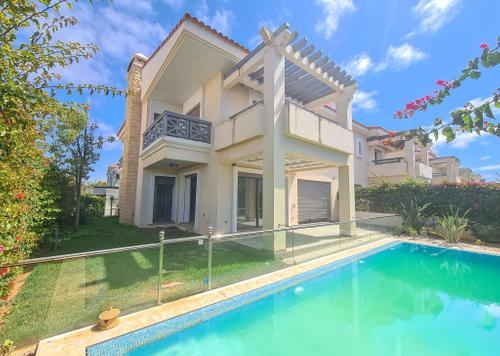 Villa - 4 pièces - 3 bathrooms for vendre in Dar Bouazza - Casablanca
