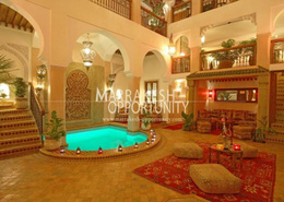 رياض - 6 حمامات for vendre in المدينة - مراكش