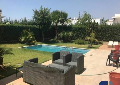 Villa - 3 pièces for vendre in Bouskoura - Casablanca