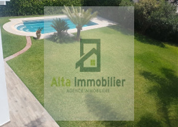 Villa de 1500 m2 Californie