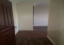 Vente un appt 1 er etg cente temara
