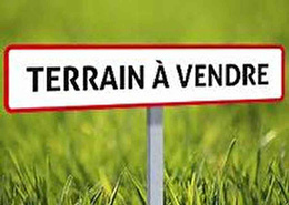 Un terrain constructible à vendre à Al Massar