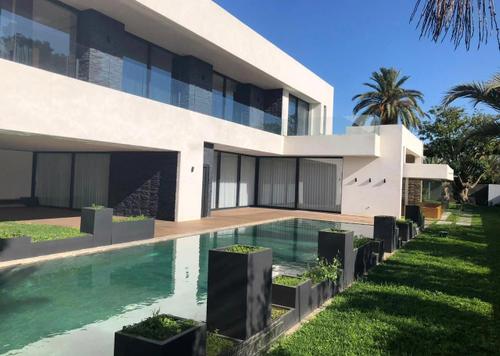 فيلا - 5 غرف نوم - 5 حمامات for vendre in سويسي - الرباط