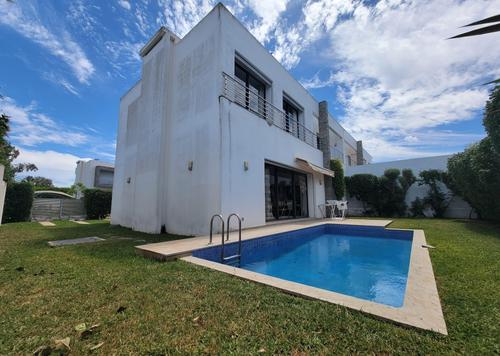 Villa - 4 pièces - 3 bathrooms for vendre in Dar Bouazza - Casablanca