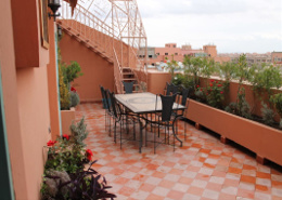 Bel appartement avec terrasse à vendre